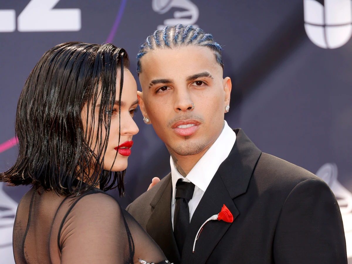 Rosalía y Rauw Alejandro asistieron juntos a la última ceremonia de los Premios Grammy Latinos, celebrada en noviembre.
