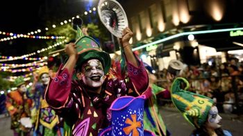 El carnaval en Santa Fe: una historia de desborde, salones de élite y murgas barriales