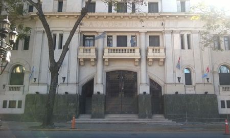 dos abuelos y un tio a juicio por abusar de un nino en esperanza dos abuelos y un tio a juicio por abusar de un nino en esperanza