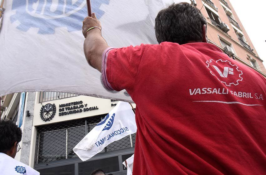 Vassalli: dictaron conciliación obligatoria por 15 días
