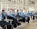 El INDEC, informó que, en mayo de 2026, el estimador mensual de actividad económica (EMAE) registró un crecimiento de 0,2% en la comparación interanual (i.a.) y una disminución de 0,5% respecto a abril en la medición desestacionalizada (s.e.).