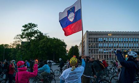 Eslovenia declaró el fin de la epidemia de coronavirus en el país. Eslovenia declaró el fin de la epidemia de coronavirus en el país.