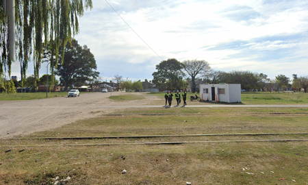 La casilla de seguridad en los terrenos del ferrocarril fue retirada. La casilla de seguridad en los terrenos del ferrocarril fue retirada.