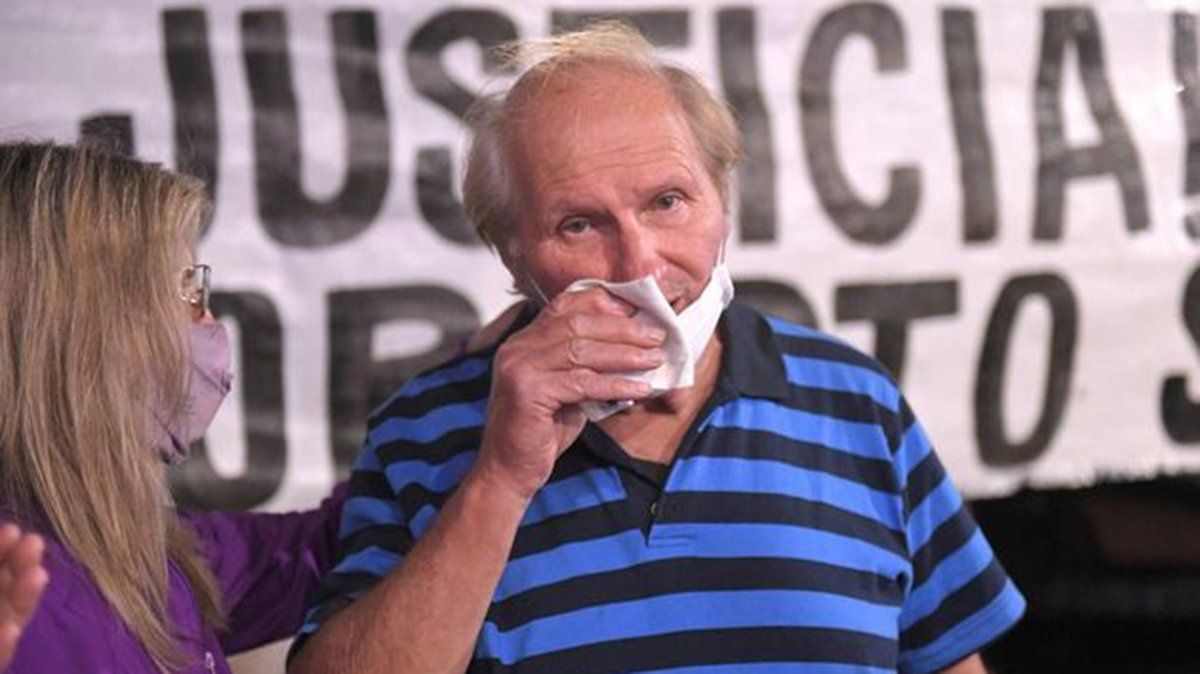 "Sabía que iba a ir gente pero no esta cantidad, fue una multitud", dijo el padre del kiosquero asesinado sobre la marcha.