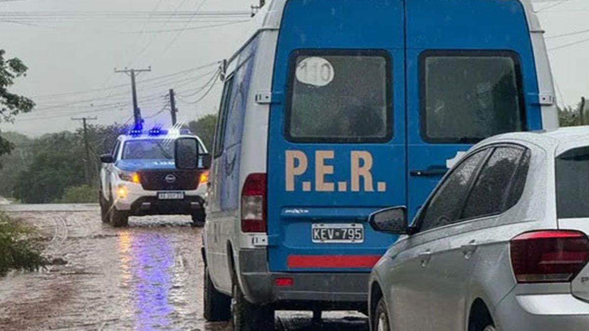 En el caso interviene el fiscal Gilberto Robledo y personal de la División Homicidios y de la Dirección de Criminalística.