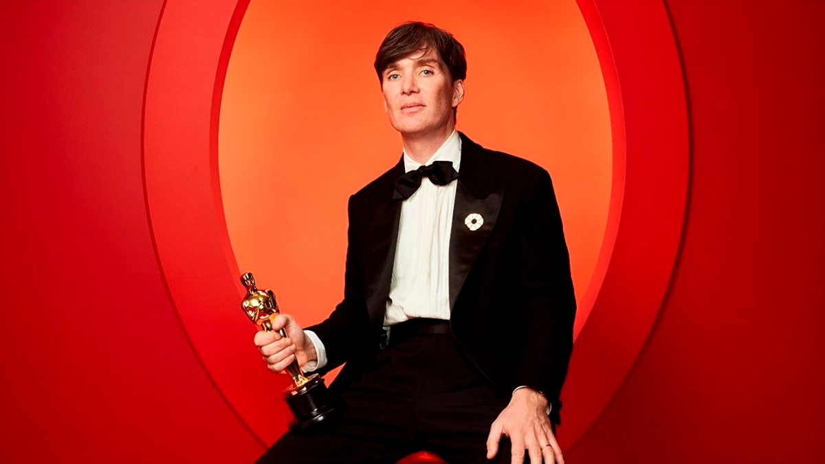 Cillian Murphy, ganador como mejor actor en 'Oppenheimer,' posa con su Oscar. Cillian Murphy, ganador como mejor actor en 'Oppenheimer,' posa con su Oscar.