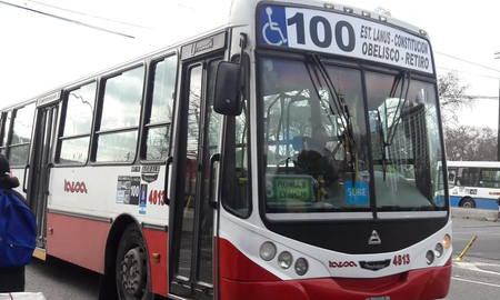 Redujeron el servicio de colectivos en AMBA un 50%: El boleto debería valer $800 Redujeron el servicio de colectivos en AMBA un 50%: El boleto debería valer $800