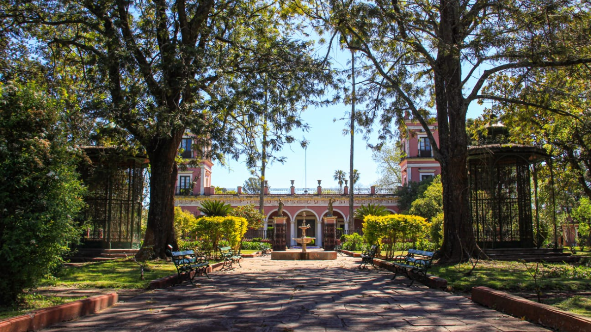 El&nbsp;Palacio San José invita a los visitantes de todo el país a viaje al pasado y descubrir la historia argentina.