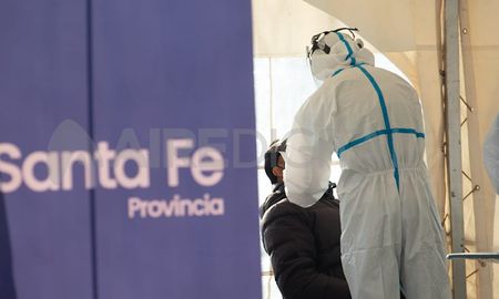 Se reportaron tres muertes en toda la provincia de Santa Fe a causa del covid-19. Se reportaron tres muertes en toda la provincia de Santa Fe a causa del covid-19.