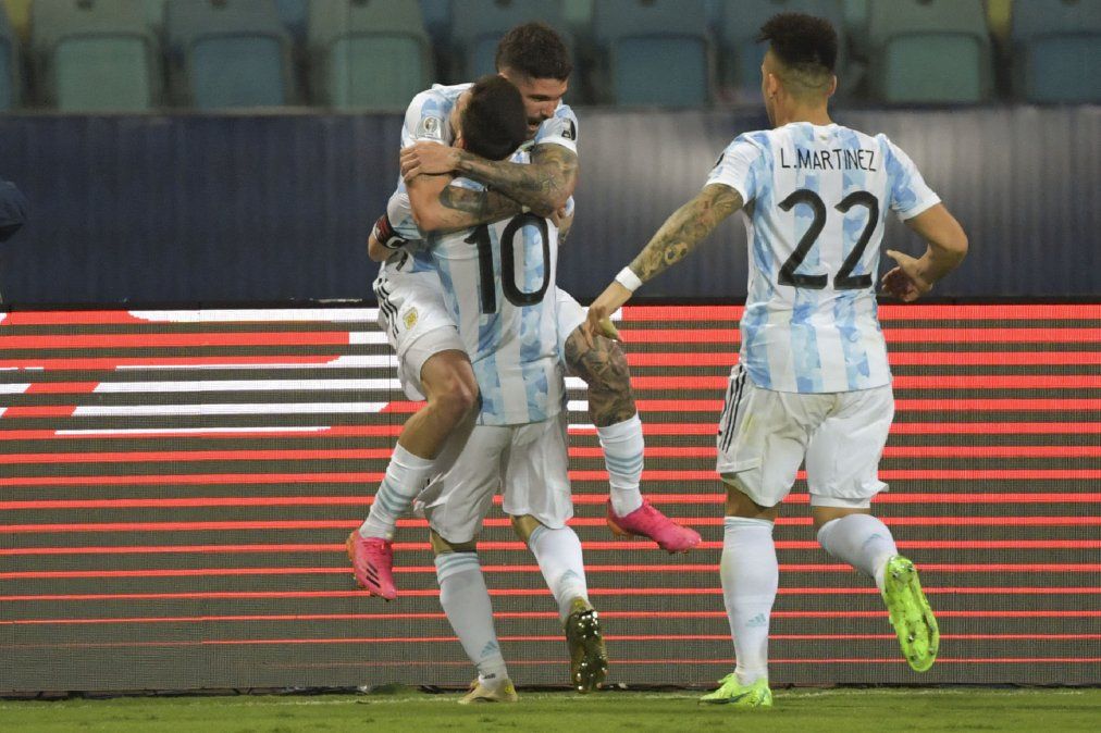 Argentina venció 3-1 a Venezuela y sigue a paso firme en las Eliminatorias Sudamericanas.