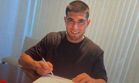 Hernán Lopes firmó su contrato en Colón y es el segundo refuerzo para la Primera Nacional 2024. Hernán Lopes firmó su contrato en Colón y es el segundo refuerzo para la Primera Nacional 2024.