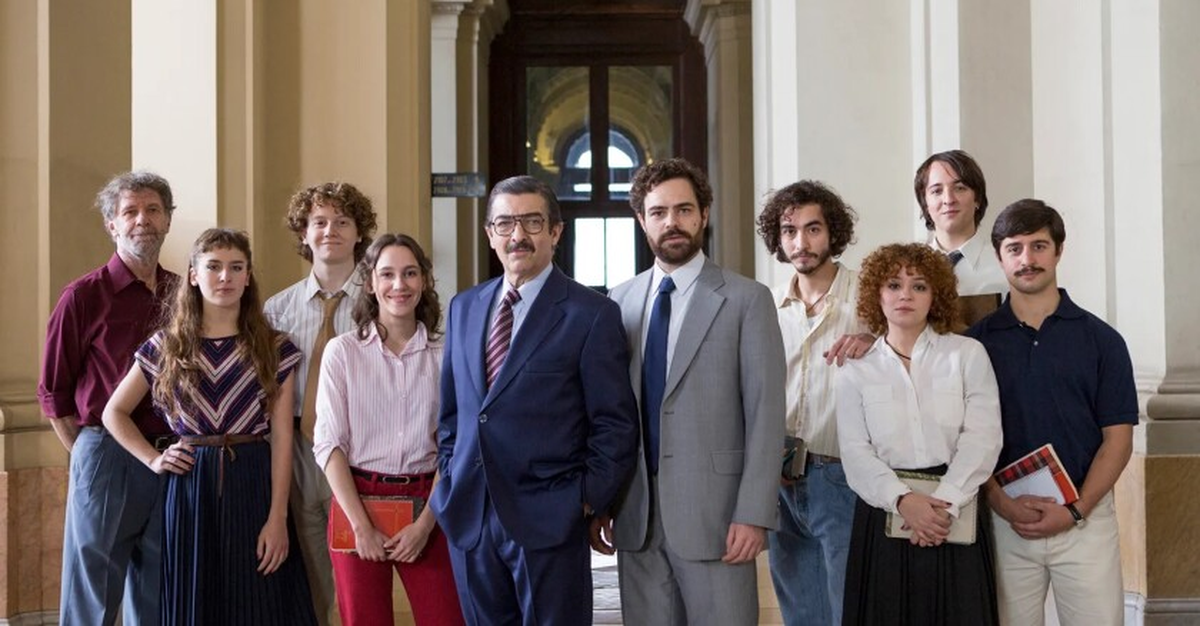 El Juicio a las Juntas Militares (o Juicio a las Juntas como se lo conoce históricamente) es un caso excepcional en la historia mundial.