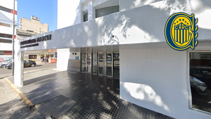 Pasión sin límites por Rosario Central: una familia canalla tuvo trillizas y las nombraron Alma, Auri y Azul