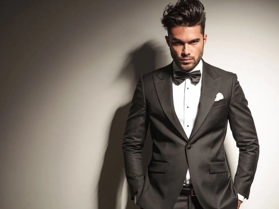 Son amantes de dar buena imagen ante los demás por lo que la elegancia los caracteriza y les encanta llamar la atención con su vestuario.