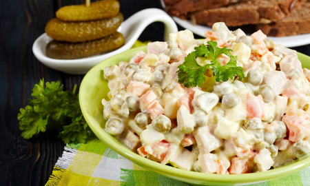 Ensalada de pollo fácil y rápida: la receta perfecta para los días de calor Ensalada de pollo fácil y rápida: la receta perfecta para los días de calor