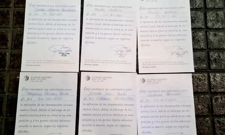Detuvieron a un médico que hacía certificados truchos antivacunas de covid: denuncian que cobraba hasta $4 mil Detuvieron a un médico que hacía certificados truchos antivacunas de covid: denuncian que cobraba hasta $4 mil