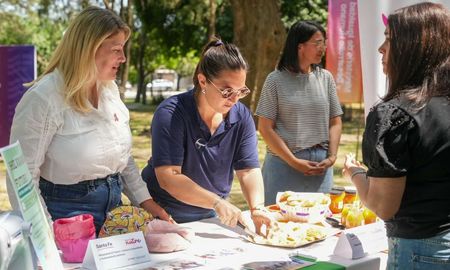 Santa Fe Nutre es una iniciativa que integra y amplía las políticas provinciales en materia de seguridad alimentaria. Santa Fe Nutre es una iniciativa que integra y amplía las políticas provinciales en materia de seguridad alimentaria.