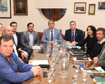 El Gobierno ofreció a los estatales aumentos del 15% con mínimos garantizados para el segundo semestre del año.