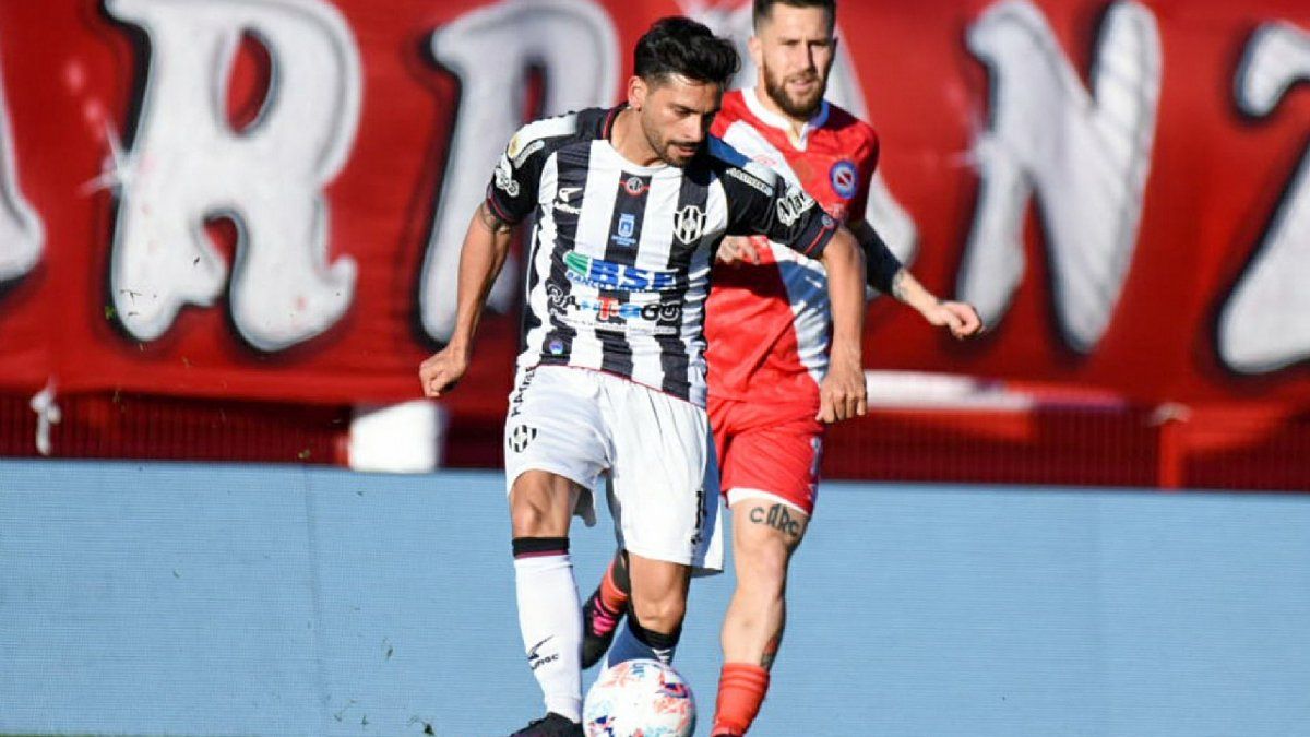 Torneo de la Liga Profesional: Argentinos Juniors y Central Córdoba  empataron 1-1 en La Paternal