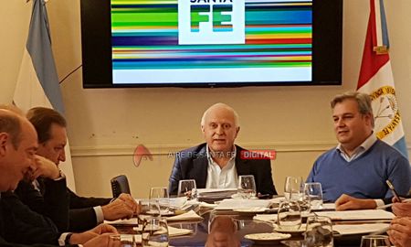miguel lifschitz dio inicio a la reunion de gabinete miguel lifschitz dio inicio a la reunion de gabinete