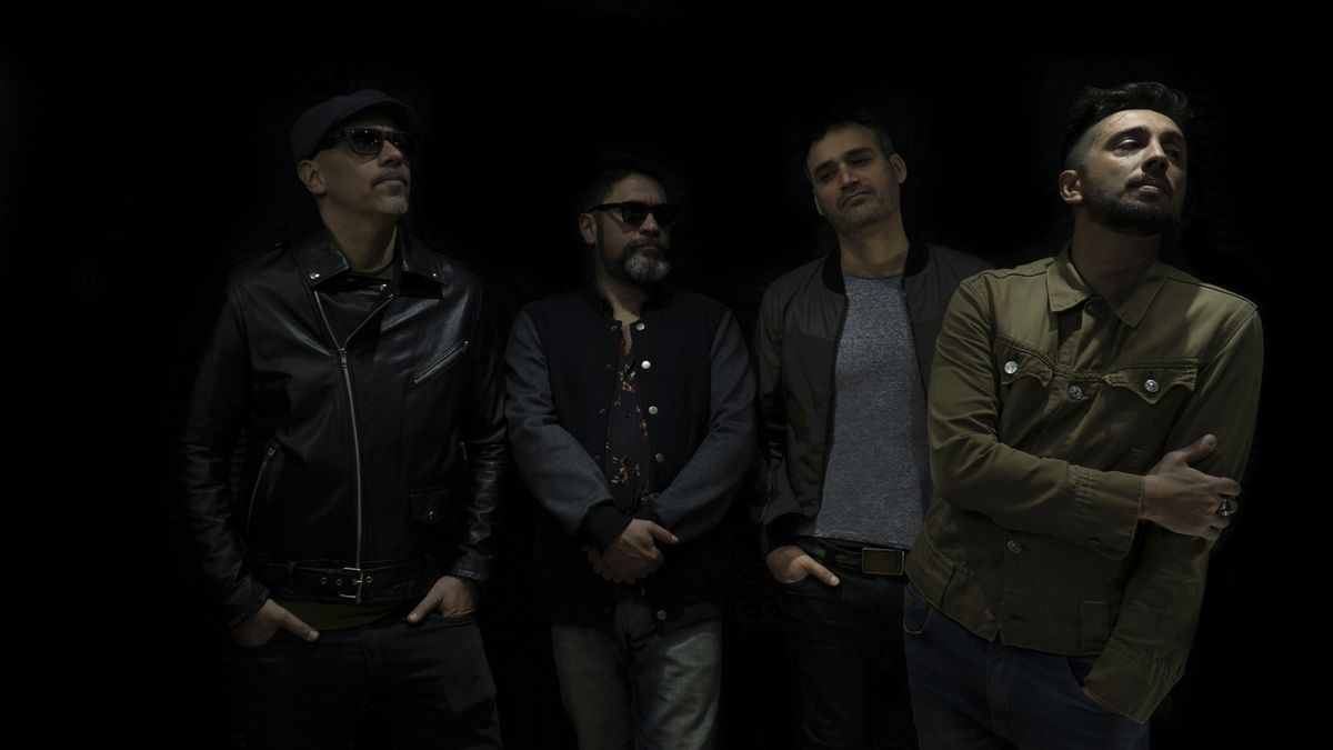 El ciclo de artes escénicas de la Estación Belgrano (bulevar Gálvez 1150, planta alta) continúa en agosto, alternando la programación entre la Sala 5 y la Sala Ariel Ramírez. El ciclo de artes escénicas de la Estación Belgrano (bulevar Gálvez 1150, planta alta) continúa en agosto, alternando la programación entre la Sala 5 y la Sala Ariel Ramírez.