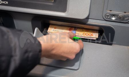 El aguinaldo de las pensiones sociales se abonará este jueves 15 de diciembre. El aguinaldo de las pensiones sociales se abonará este jueves 15 de diciembre.