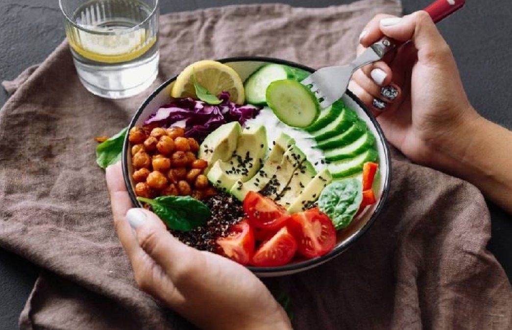 Intentá no saltearte comidas