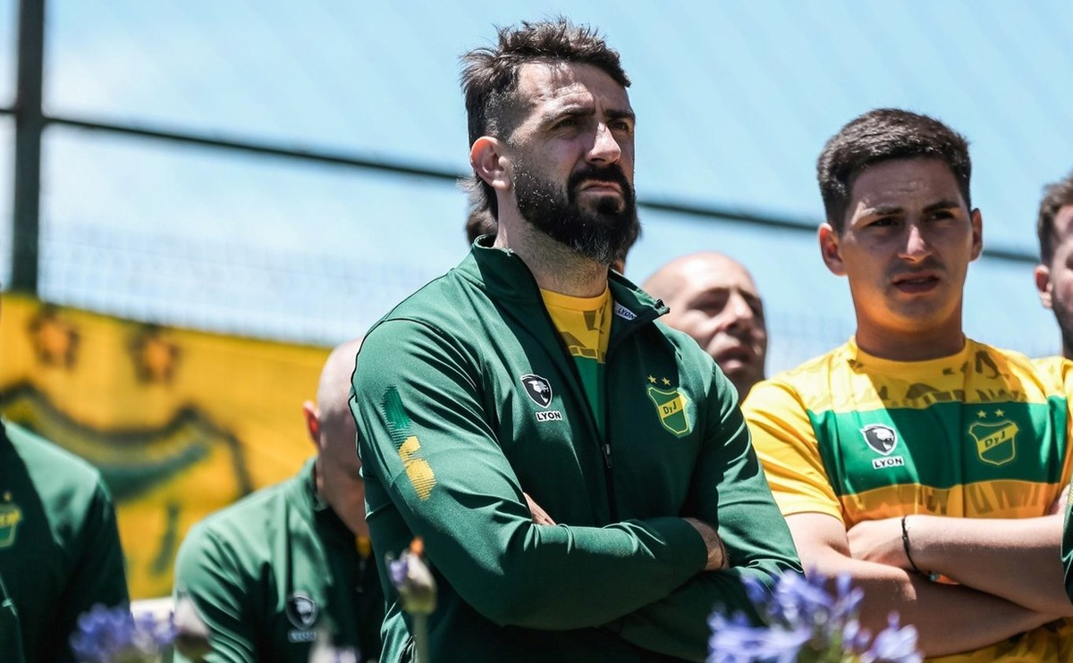 Lucas Pratto rescindió su contrato con Defensa y Justicia. Lucas Pratto rescindió su contrato con Defensa y Justicia.