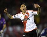 enzo perez sufrio un esguince en el hombro izquierdo y prendio las alarmas en river