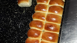 altText(Pan de pebete: cómo hacerlo en casa, de forma fácil y rápida)}