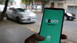 altText(Estacionamiento medido en Santa Fe: cómo registrarse en la app del SEOM y cuáles son las tarifas actualizadas)}