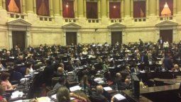 Diputados dio validez al DNU que modifica la Ley de Medios Diputados dio validez al DNU que modifica la Ley de Medios