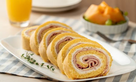 Pionono relleno de jamón y queso en 4 pasos: la receta más deliciosa para hacer en Navidad Pionono relleno de jamón y queso en 4 pasos: la receta más deliciosa para hacer en Navidad