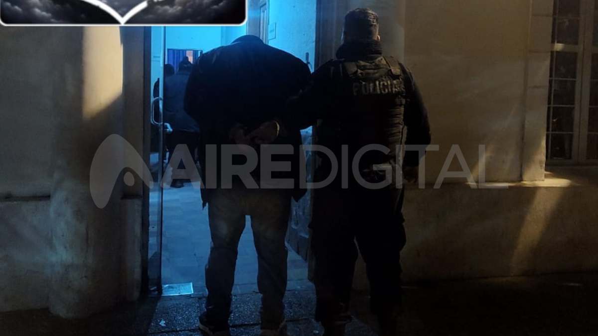 El hombre que intentó fugarse y fue detenido. El hombre que intentó fugarse y fue detenido.