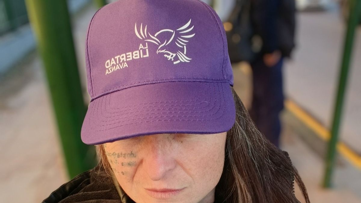 En redes, Prais se presenta como proteccionista, militante libertaria y amante de los animales. En redes, Prais se presenta como proteccionista, militante libertaria y amante de los animales.