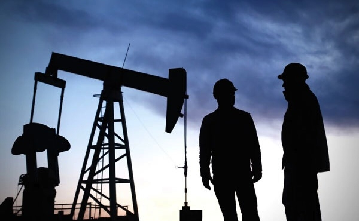 Los ingenieros petroleros pueden encontrar empleo en empresas del sector energético.