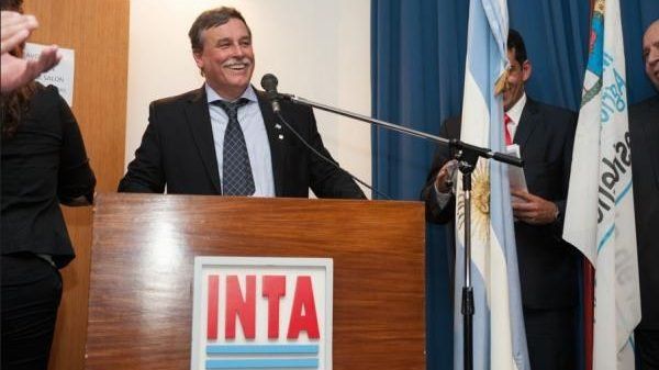 Convocan a un concurso para reemplazar a Héctor Espina como director nacional del INTA