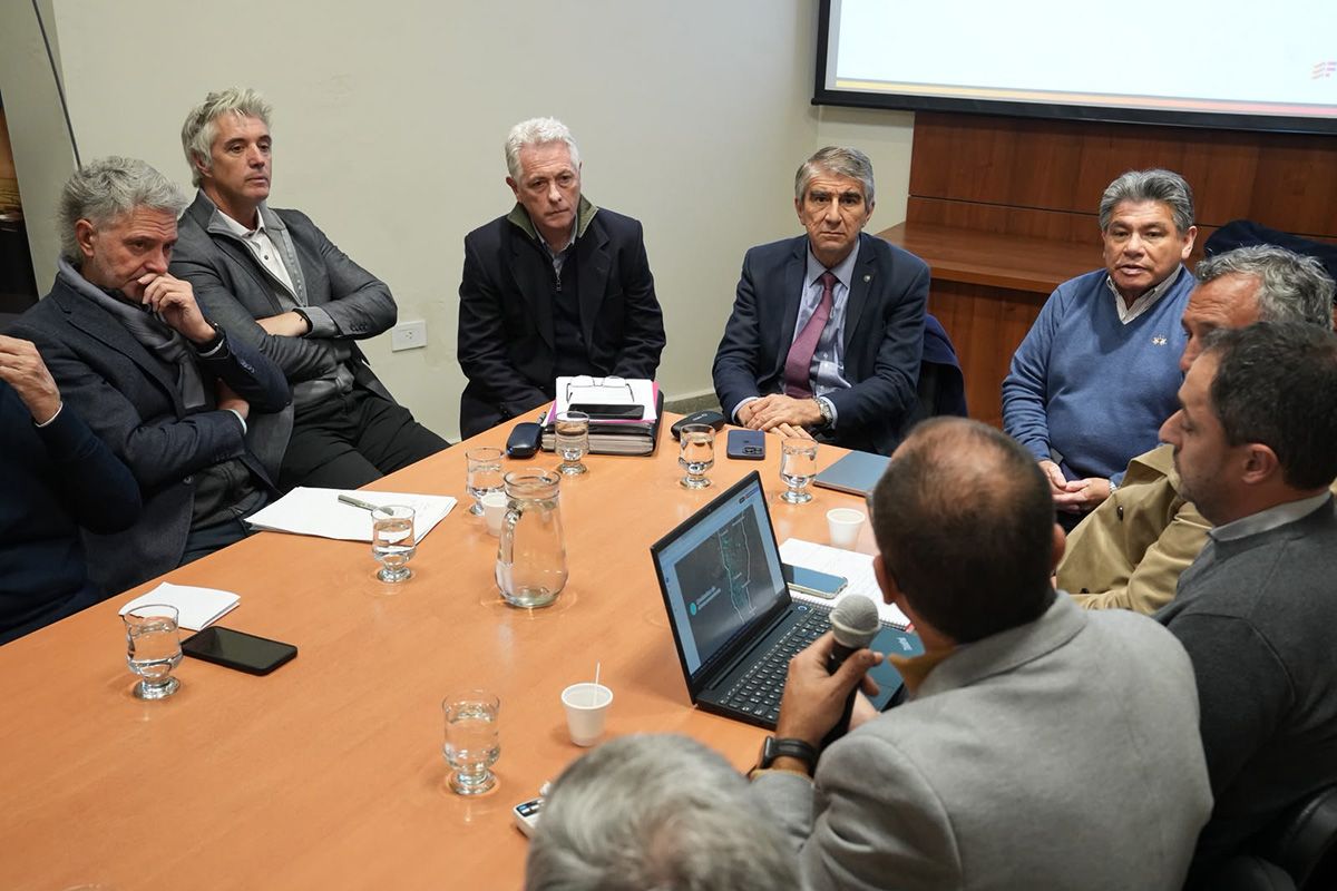 El Gobierno provincial presentó las acciones que lleva adelante junto a municipios, Nación y entidades de la sociedad civil para reducir el impacto de posibles inundaciones y otros eventos extremos.