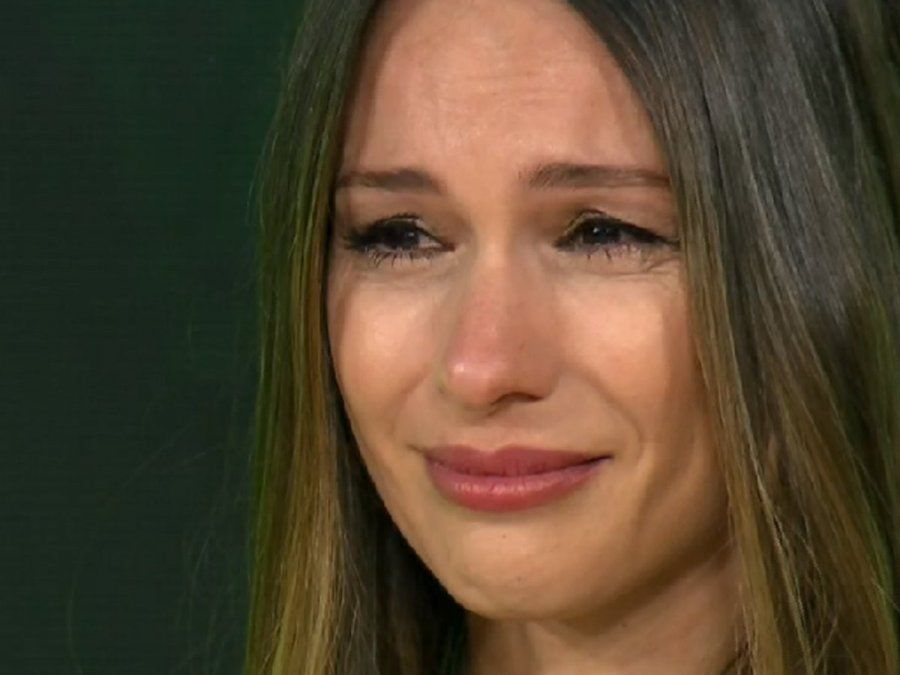Pampita mostró en Instagram el tierno modo en el que se comunica con sus hijos desde el aislamiento