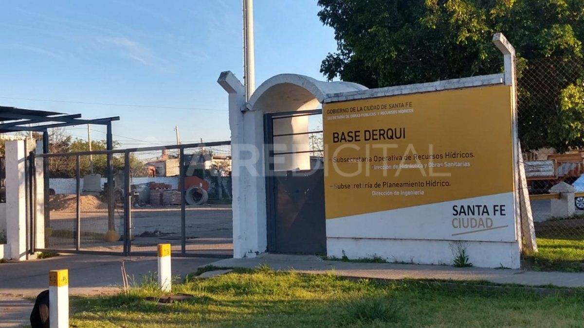 La Base Derqui está ubicada en&nbsp;Santiago Derqui 3372 en la ciudad de Santa Fe.&nbsp;