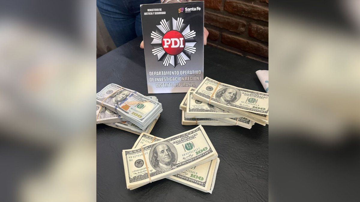 Parte de los d&oacute;lares robados fueron encontrados en uno de los autom&oacute;viles comprados por el imputado a los pocos d&iacute;as del hecho