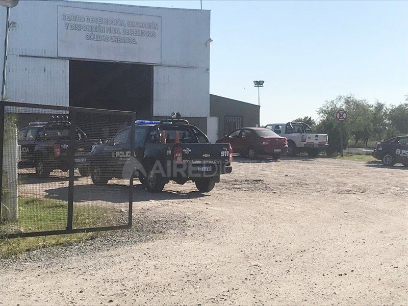 Hallaron una bebé sin vida entre bolsas de residuos