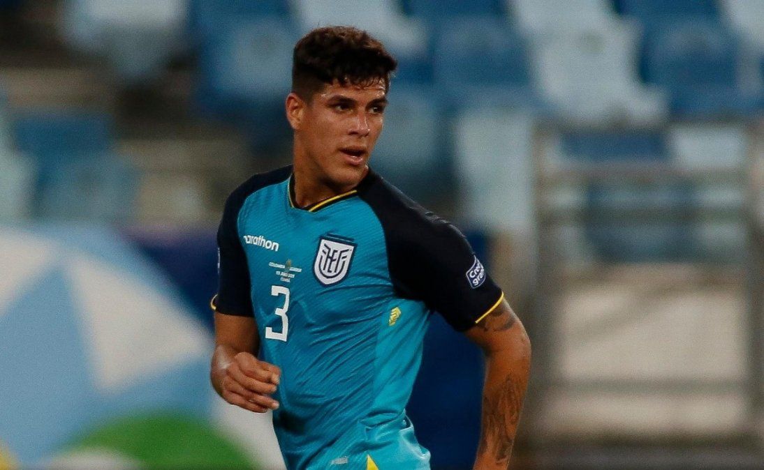 Piero Hincapié, de Talleres de Córdoba, es pretendido por el Bayer Leverkusen de Alemania, donde juegan Lucas Alario y Exequiel Palacios.