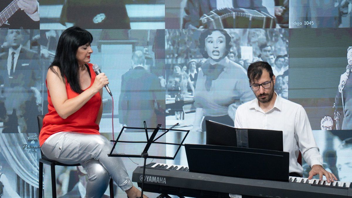 Andrea Eletti es cantante e integrante del colectivo art&iacute;stico "Cultura de Pie".