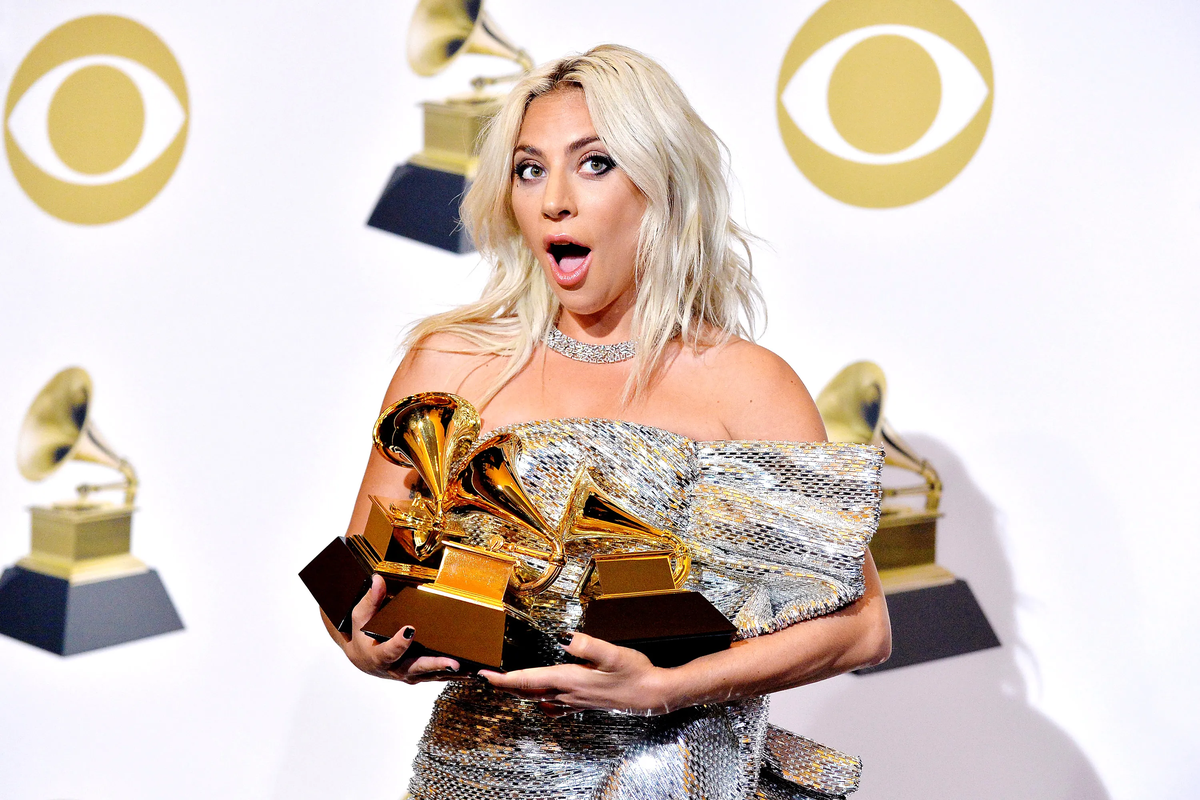 Actualmente, la cantante acumula un total de 12 premios Grammy.