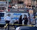Un camión subió a una vereda en Brooklyn y golpeó a varios peatones. Las primeras informaciones descartan un atentado terrorista. Un camión subió a una vereda en Brooklyn y golpeó a varios peatones. Las primeras informaciones descartan un atentado terrorista.