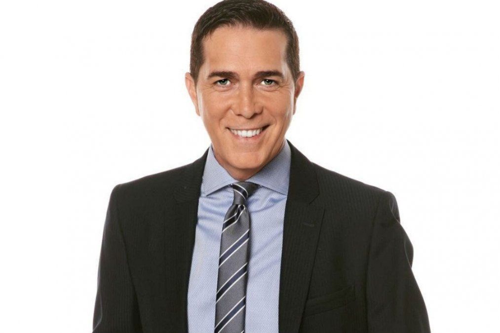 Las fotos de Rodolfo Barili con su nuevo amor disfrutando en la playa