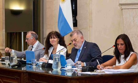“La situación plantea un horizonte de incertidumbre para el sostenimiento y crecimiento del sistema universitario, así como el adecuado funcionamiento de las actividades científico-tecnológicas”, sostienen desde la UNL.