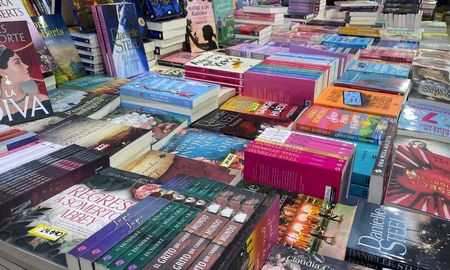 Mauro Yardín Librerías tiene una gran oferta de libros de ficción y no ficción. Mauro Yardín Librerías tiene una gran oferta de libros de ficción y no ficción.