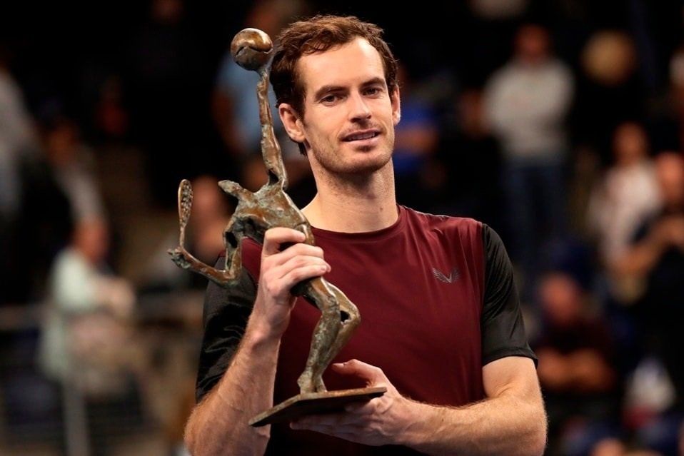 Tras anunciar su retiro en enero de 2019 por una lesión en su cadera (en la que le habían colocado una prótesis el año anterior), atravesó una dura rehabilitación y, el domingo 20 de octubre siguiente, tras su regreso al circuito, se llevó el título en el ATP 250 de Amberes, Bélgica, al derrotar al suizo Stan Wawrinka, en el que fue su primer campeonato ganado desde febrero de 2017.